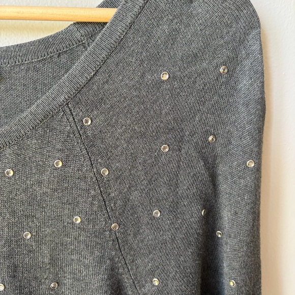 White House Black Market Sweater Womens Sz Small Gray 3/4 Sleeve Sweatshirt WHBM - Picture 4 of 9